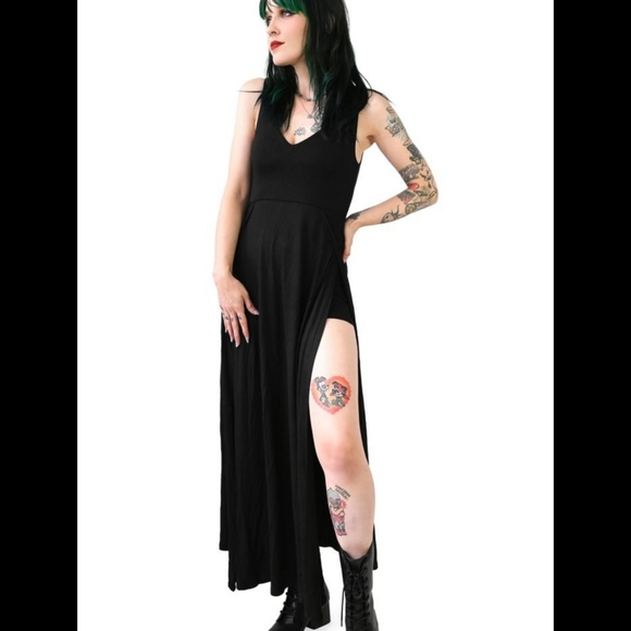 Foxblood Dresses & Skirts - Foxblood Carrie dress